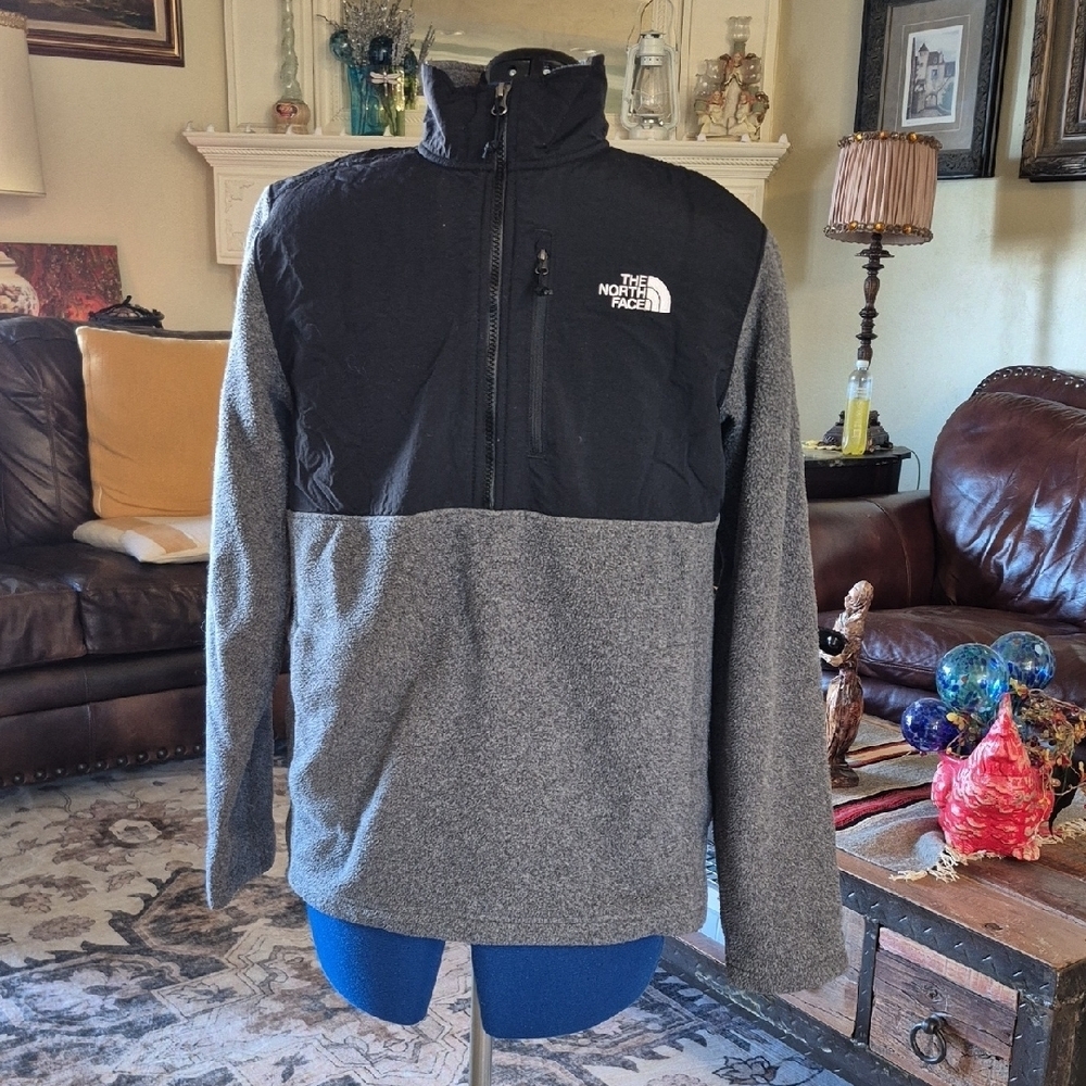 THE NORTH FACE Sun Rise Quarter zip Mens Pullover Fleece Jacket. Sz.M. (#2001).